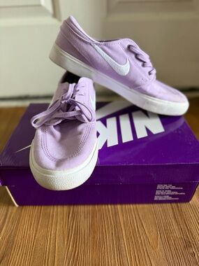 Nike SB Stefan Janoski Canvas Purple/Lilac Shoes Men’s Size __ Clean